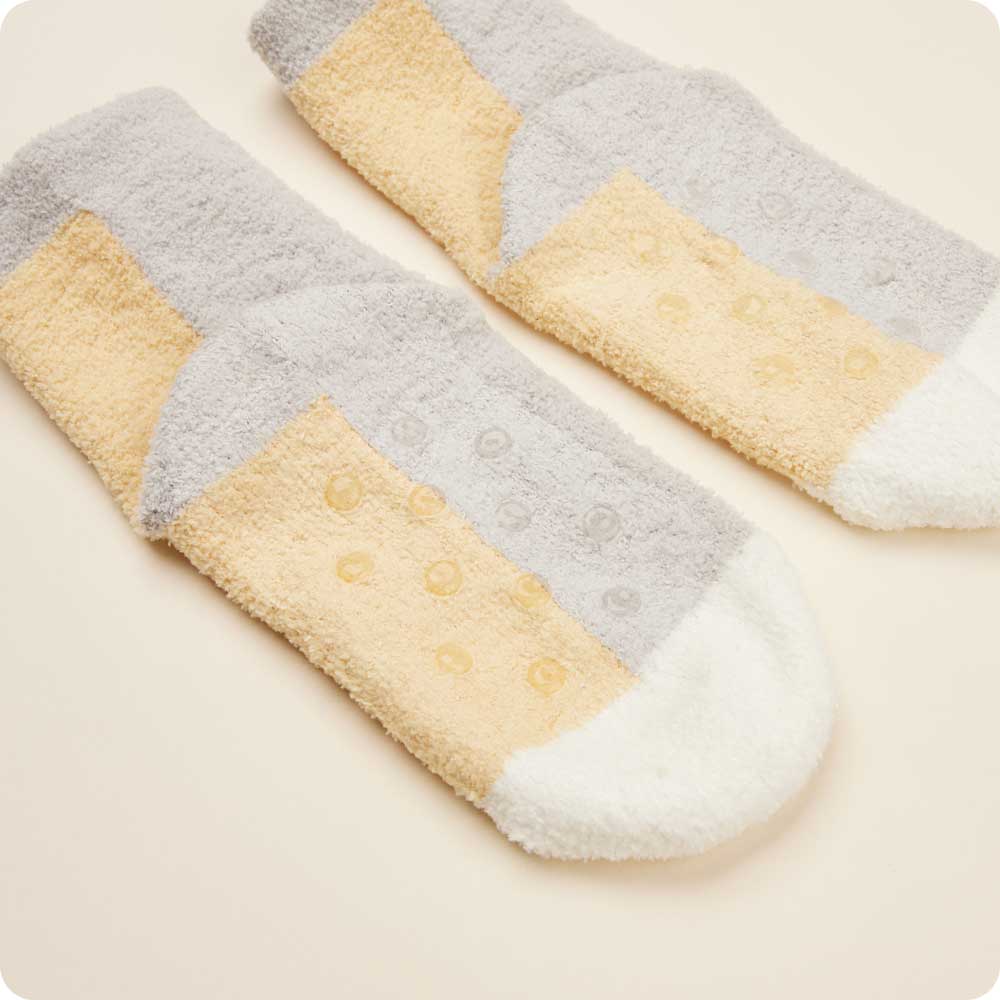 Calico Cat Non-Slip Socks - Gentle Warmth